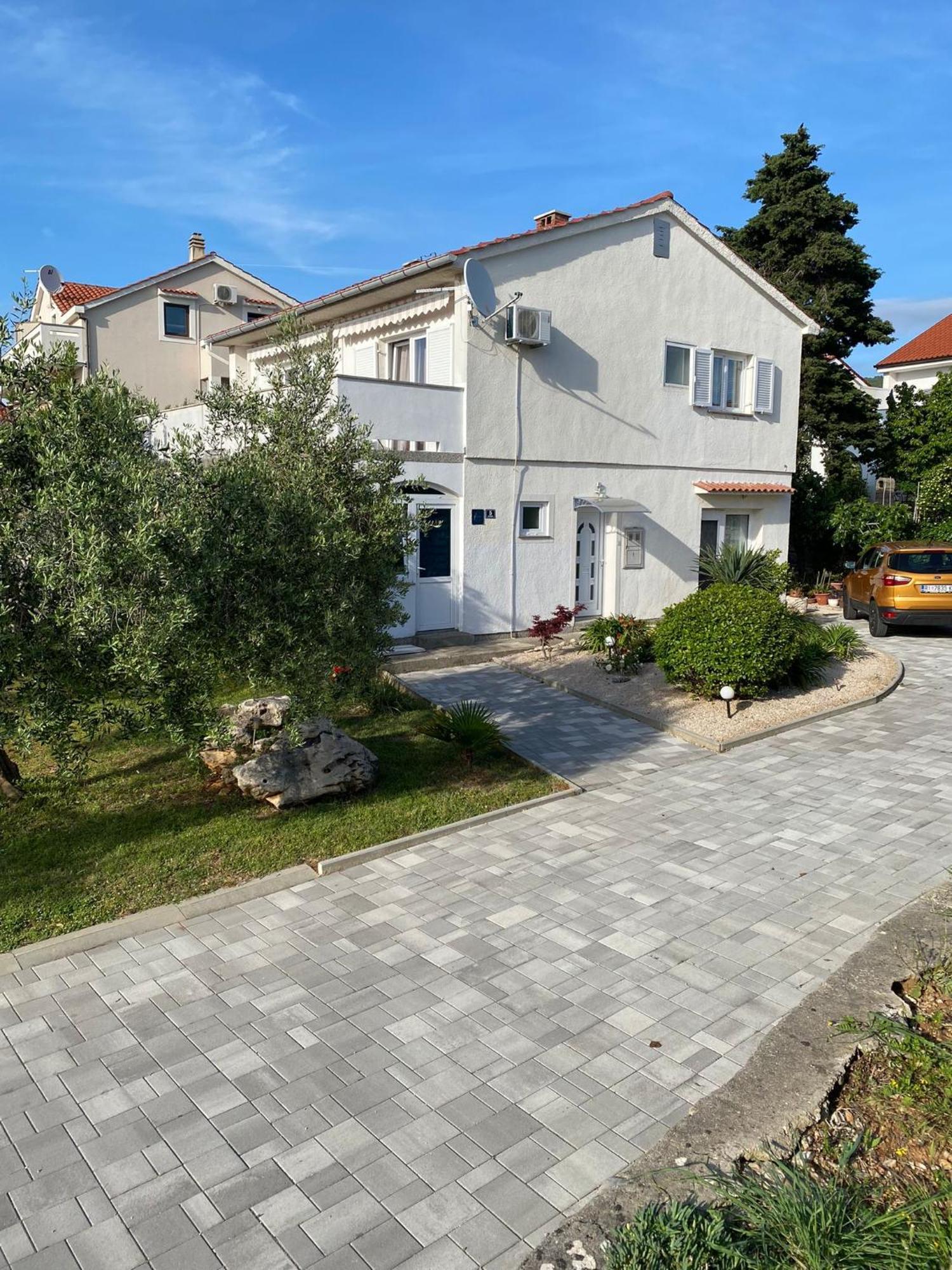 Apartment Lucia Пунат Екстер'єр фото